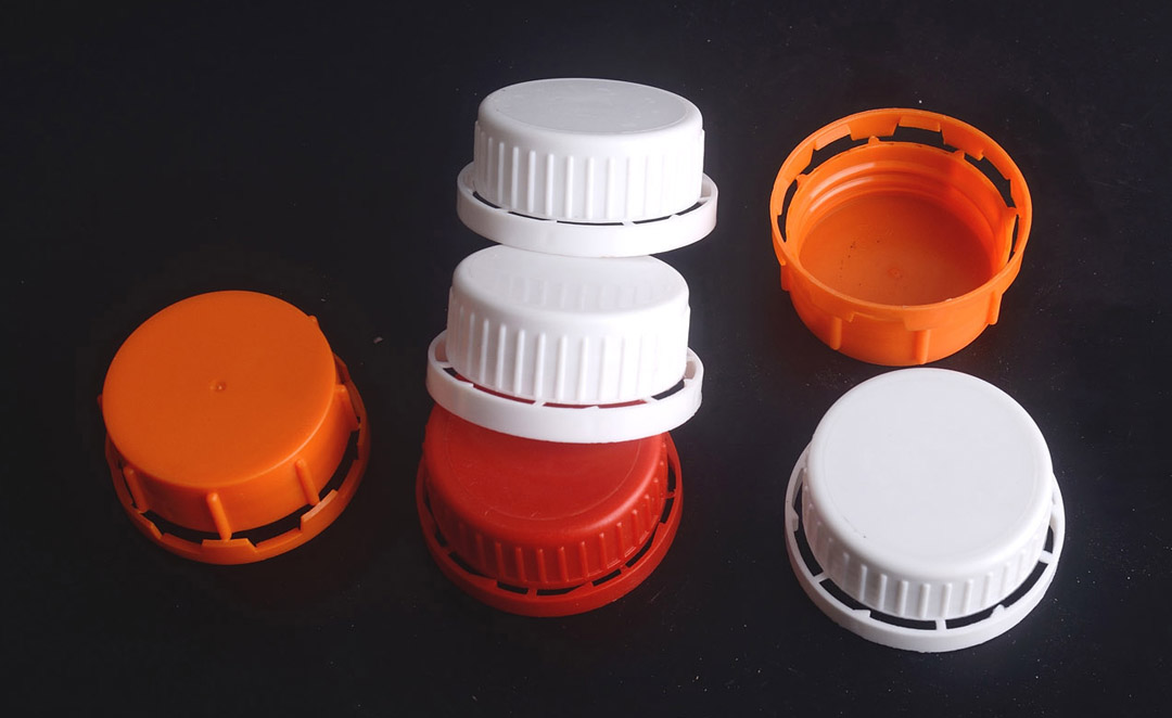 China Flip Top Cap mould,bump lotion mould and Closure mould